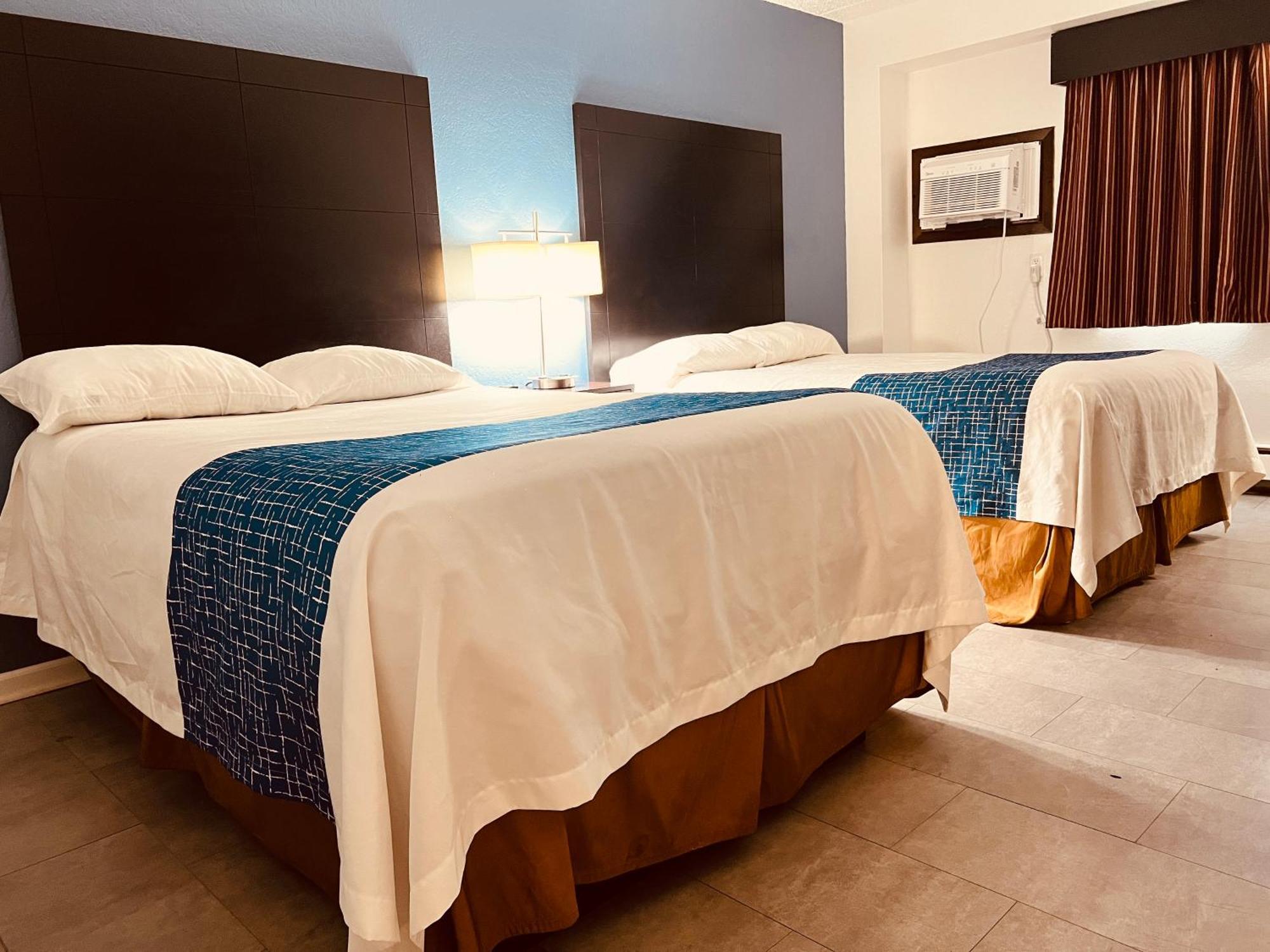 Travelodge By Wyndham Valleyfair Shakopee Bagian luar foto