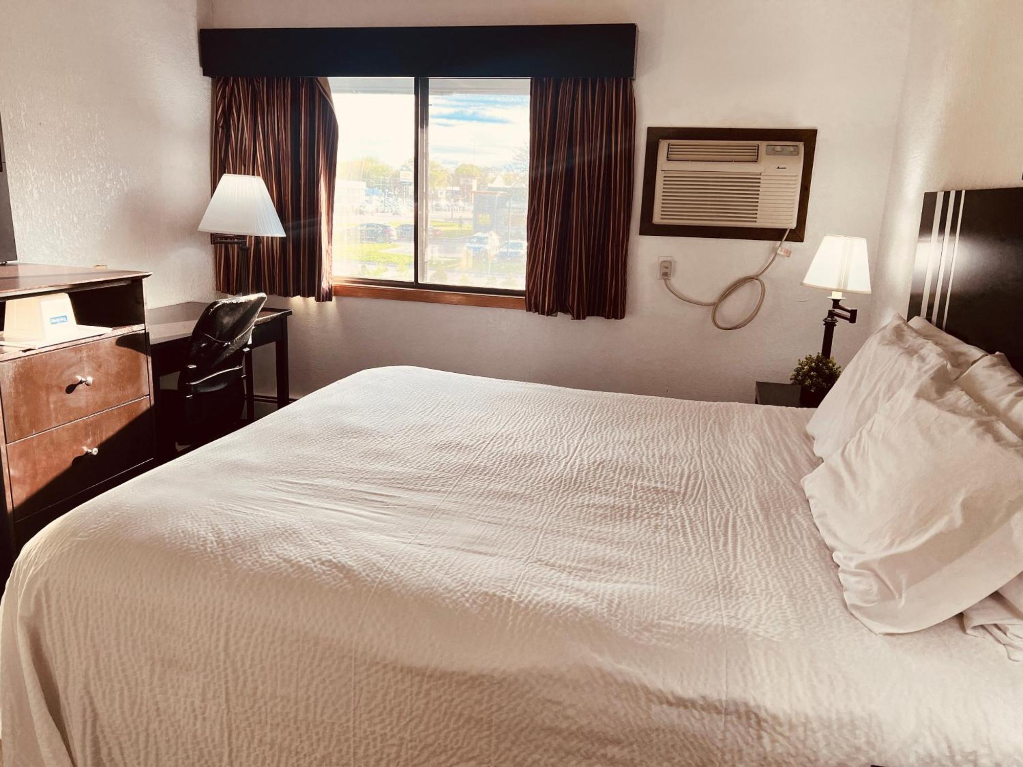Travelodge By Wyndham Valleyfair Shakopee Bagian luar foto