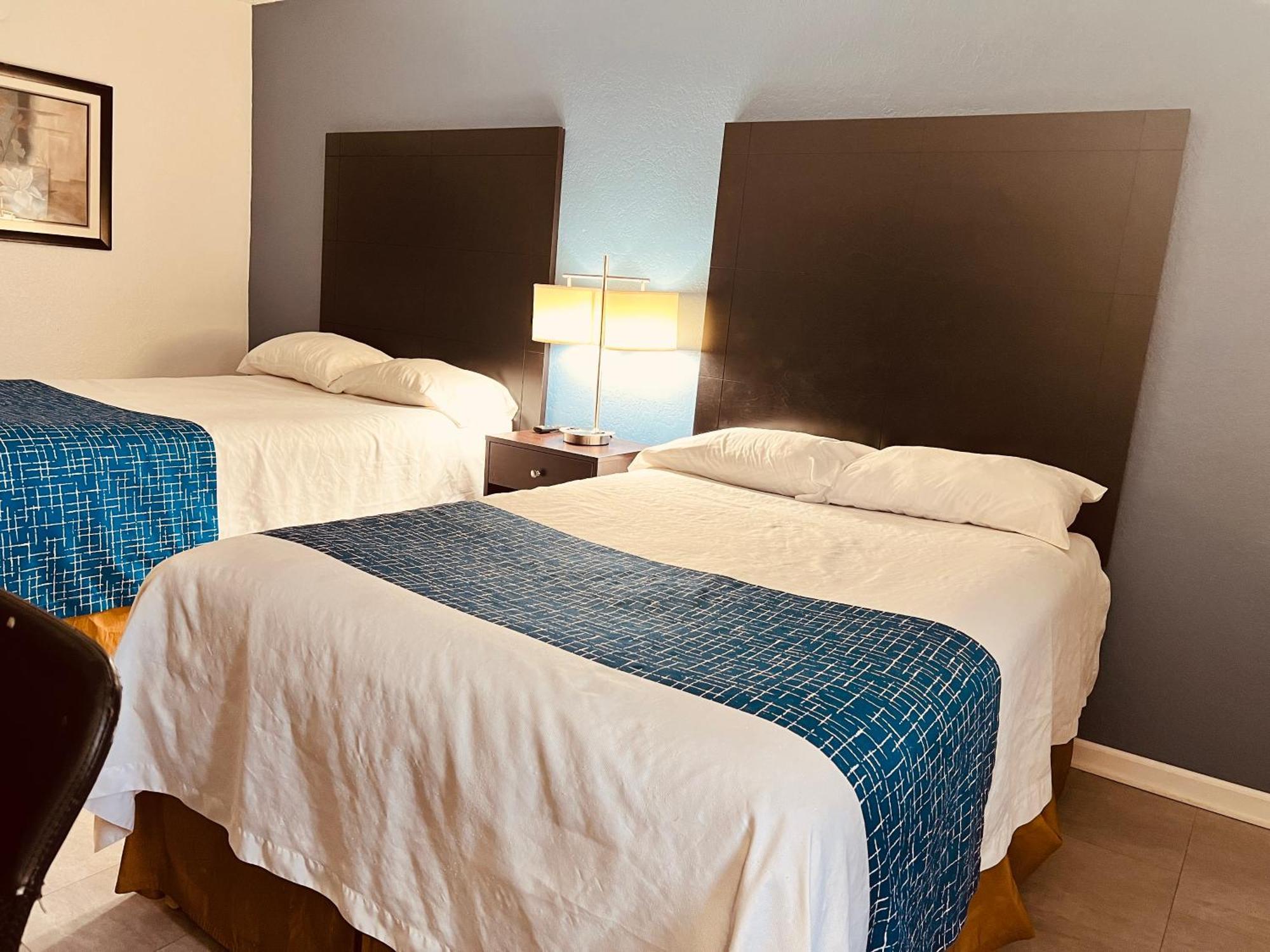 Travelodge By Wyndham Valleyfair Shakopee Bagian luar foto