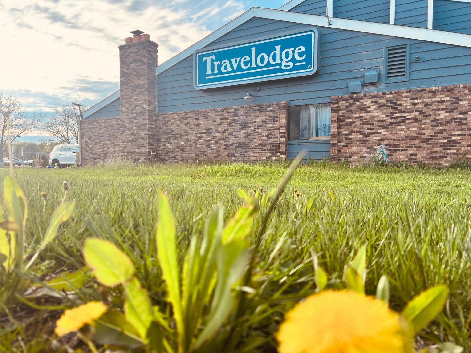 Travelodge By Wyndham Valleyfair Shakopee Bagian luar foto
