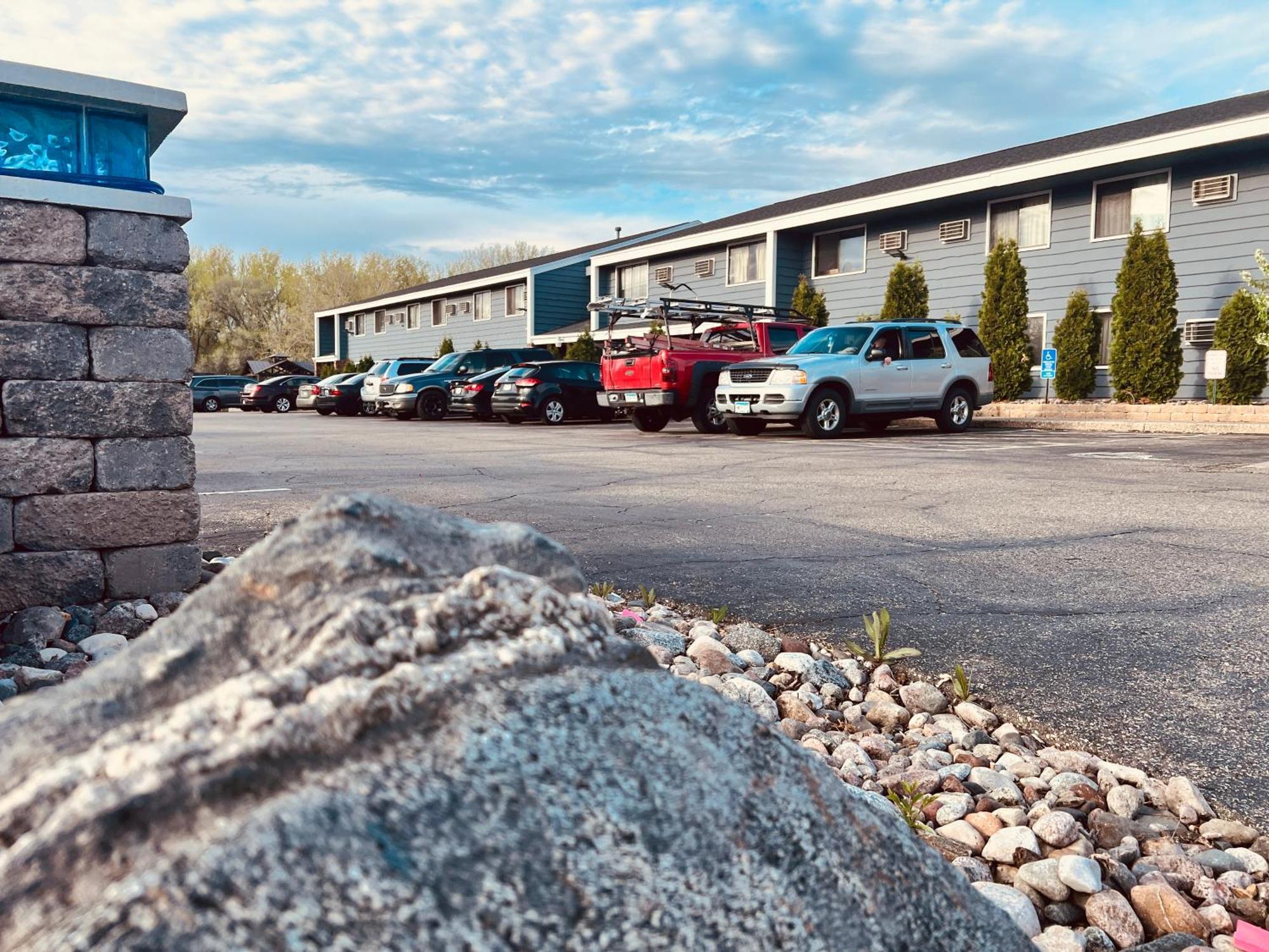 Travelodge By Wyndham Valleyfair Shakopee Bagian luar foto